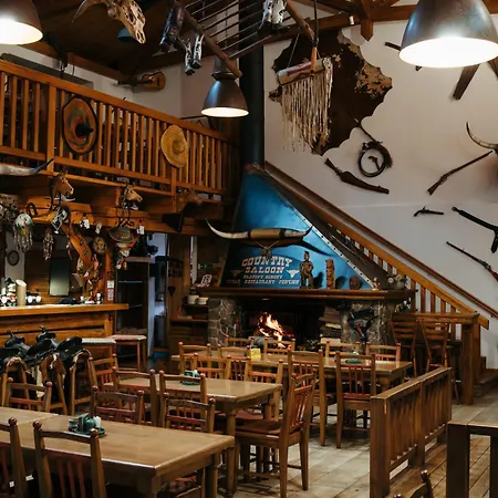Penzion Steak Restaurant Country Saloon 3*