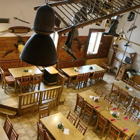 Steak Restaurant Country Saloon Penzion Klatovy